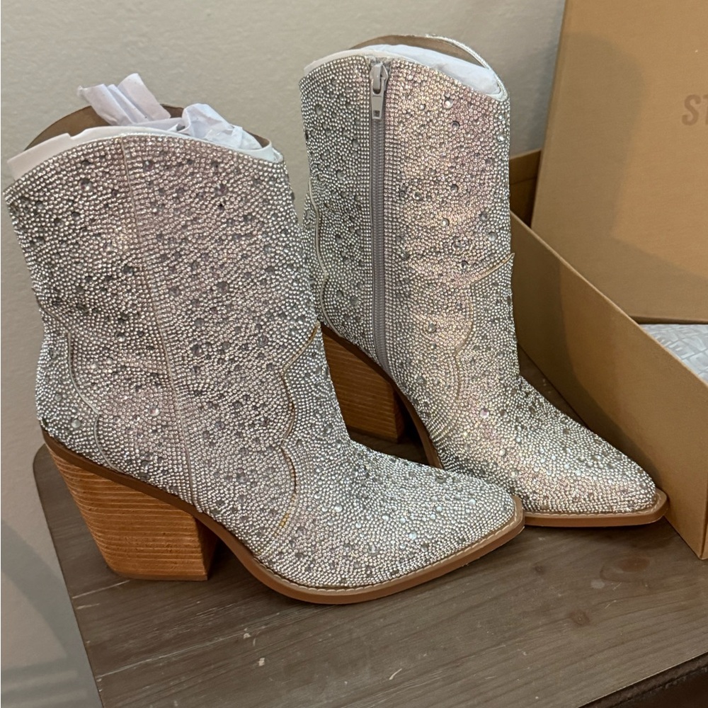 Steve Madden Glittering Silver Ankle Booties